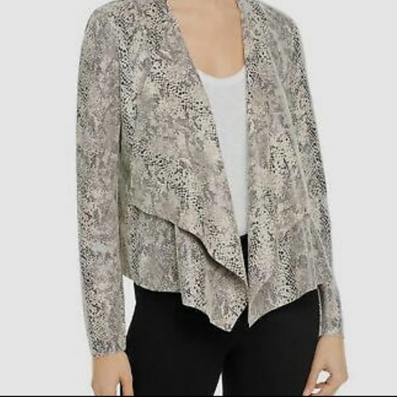 Blank NYC Snakeskin Faux Suede Open Front Blazer Jacket size XS - Picture 7 of 7